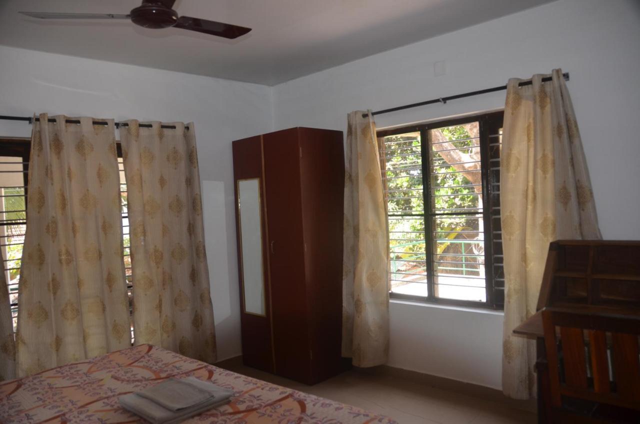 Arya Homestay Bougain Villa Gokarna  Exterior photo