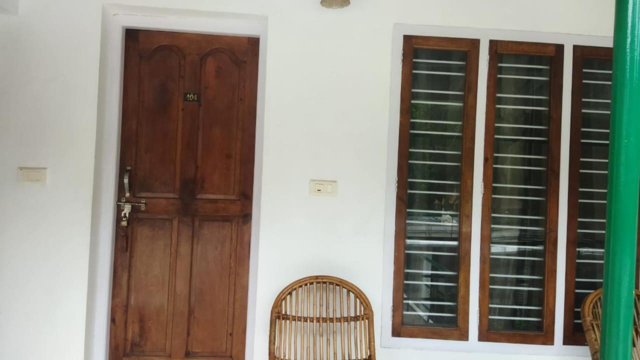 Arya Homestay Bougain Villa Gokarna  Exterior photo